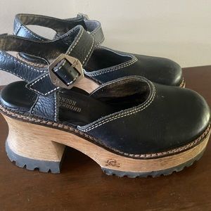 London Underground Vintage Wm’s 9 Black Leather Lug Sole Platform Chunky Sandal